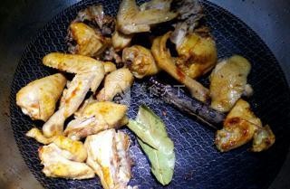 香菇板栗烧子鸡的做法