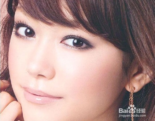 蜂蜜百变“膜”法 自制蜂蜜美肌面膜