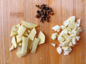 辣子鸡丁怎么做？