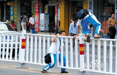 过马路都要注意什么