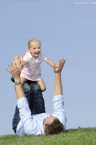 怎么样做一个女儿的好父亲