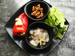 如何做核桃荷兰豆炒虾仁