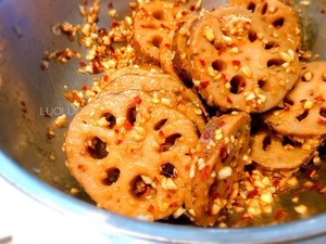 家乡味凉拌炖藕的美味做法