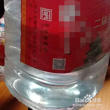 湖北家常秘制牛油蒜酱的做法