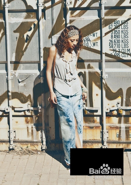 夏季是适合穿长裙的季节