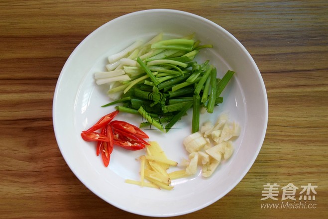 沙茶酱爆小鱿鱼