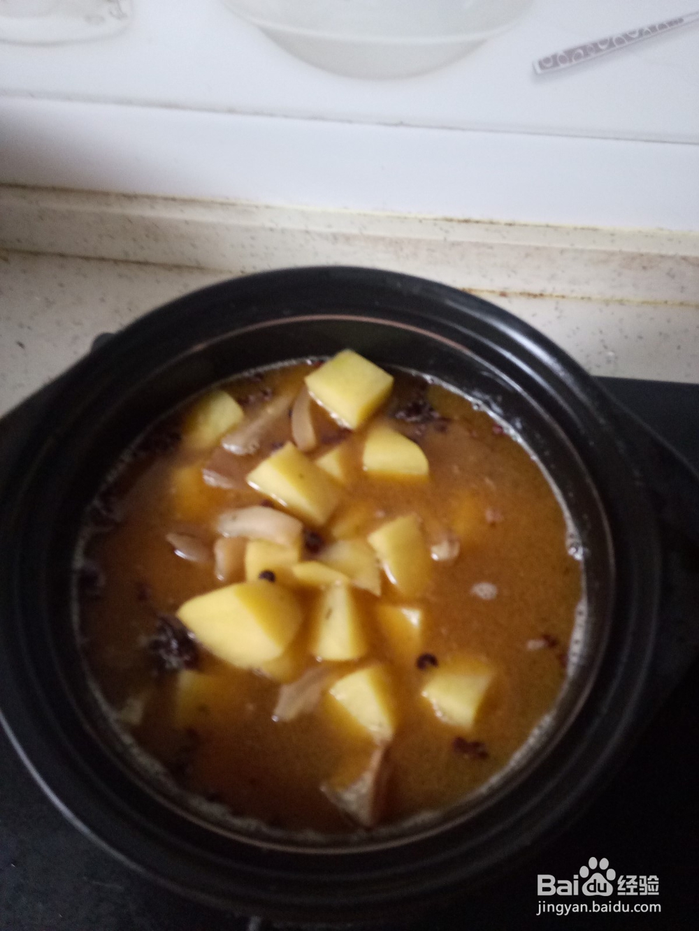 砂锅猪皮炖土豆