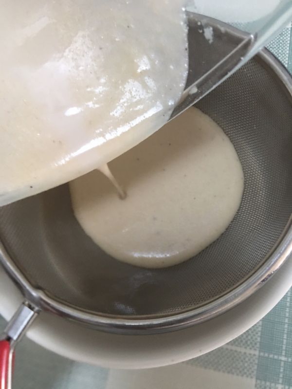 可爱小熊奥利奥雪梅娘