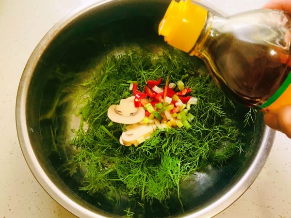 凉拌口蘑茴香菜