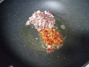 健康养生佳品茭白炒肉的做法