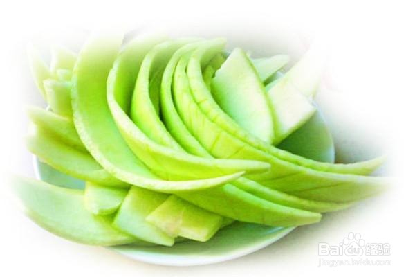 清炒西瓜皮的做法。