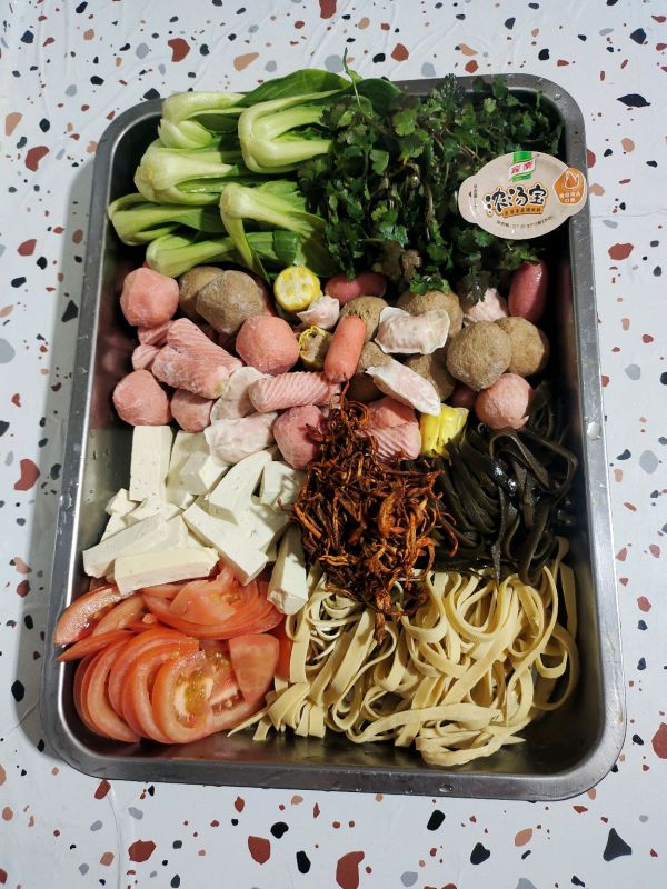 番茄味砂锅米线