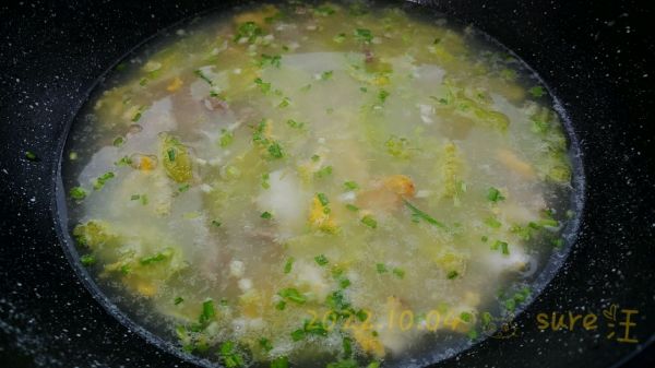 煎蛋白菜滑肉汤