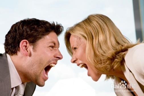 结婚十年老公突然说不爱自己了怎么办？