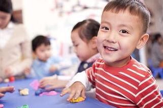 孩子在幼儿园不听话怎么办？