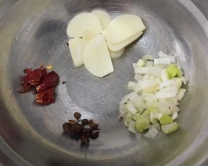 食补佳品炝炒圆白菜丝