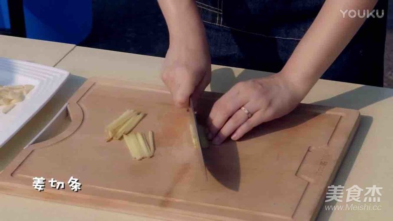 葱油黄泥螺的做法