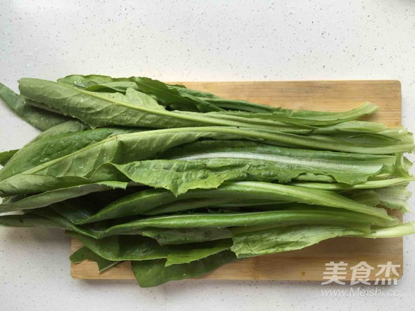 素炒油麦菜的做法