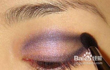 紫色烟熏妆画法