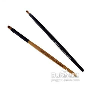 化妆必备哪些刷子