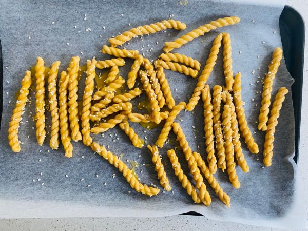 香甜蜂蜜芝麻小麻花