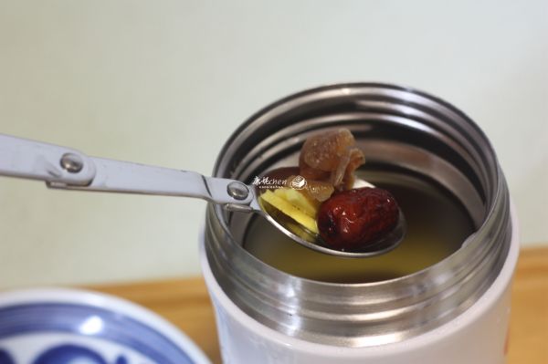 红糖姜枣桂圆茶