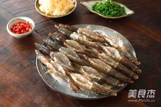 蒜蓉粉丝蒸虾