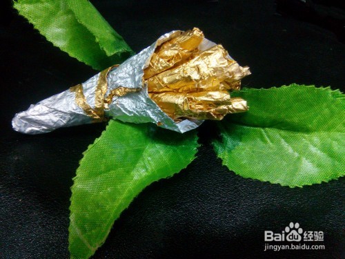 用费列罗糖纸做一束玫瑰花