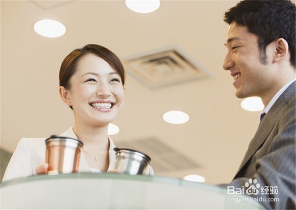 如何使自己在交际中变得有趣