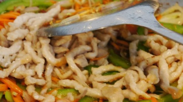 如何制作黑椒肉丝意面