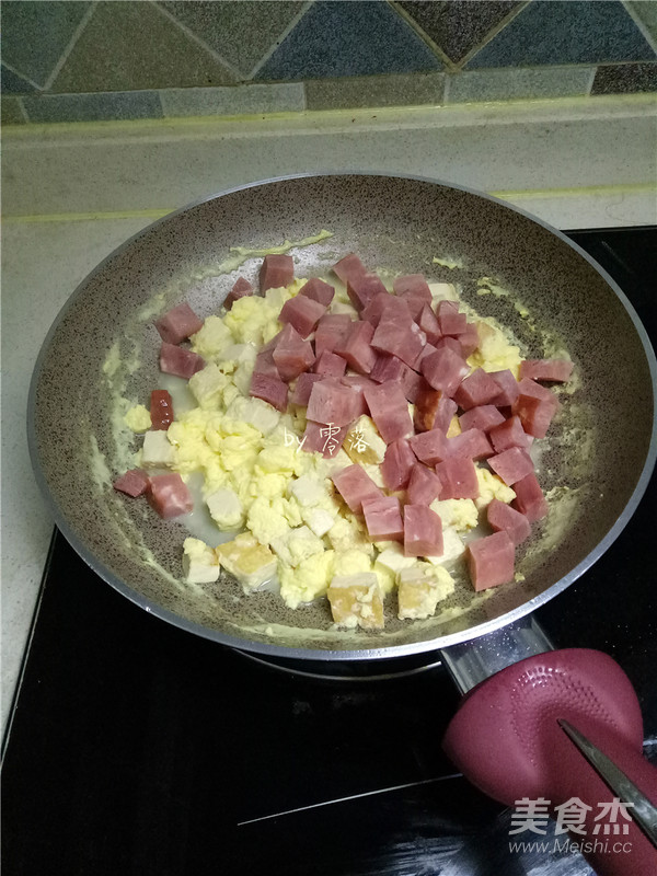 火腿炒豆腐的做法