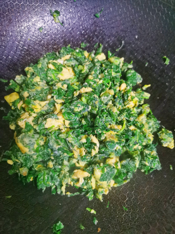 荠菜炒鸡蛋真香还鲜