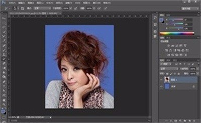 PS教程怎样快速抠出散乱头发丝证件照换背景