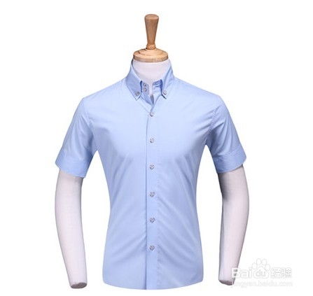 定制蓝衬衫如何搭配才出彩