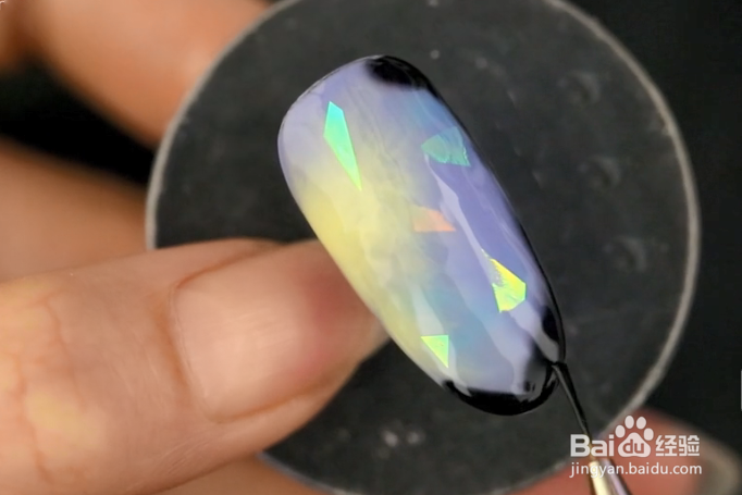 怎样做晕染星云指甲？