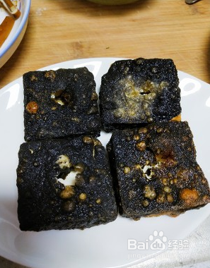 灌汤臭豆腐制作过程
