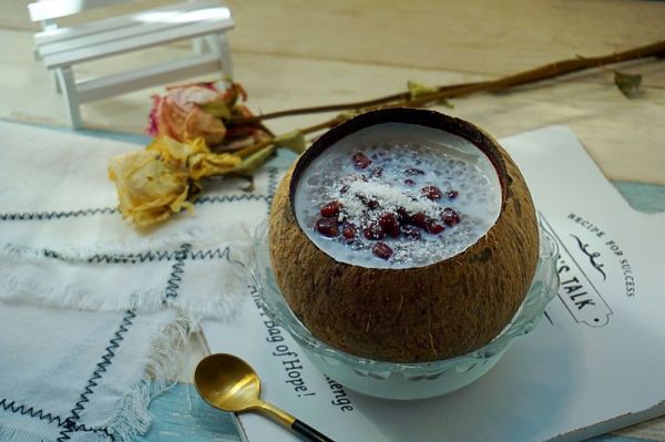 红豆西米椰奶冻