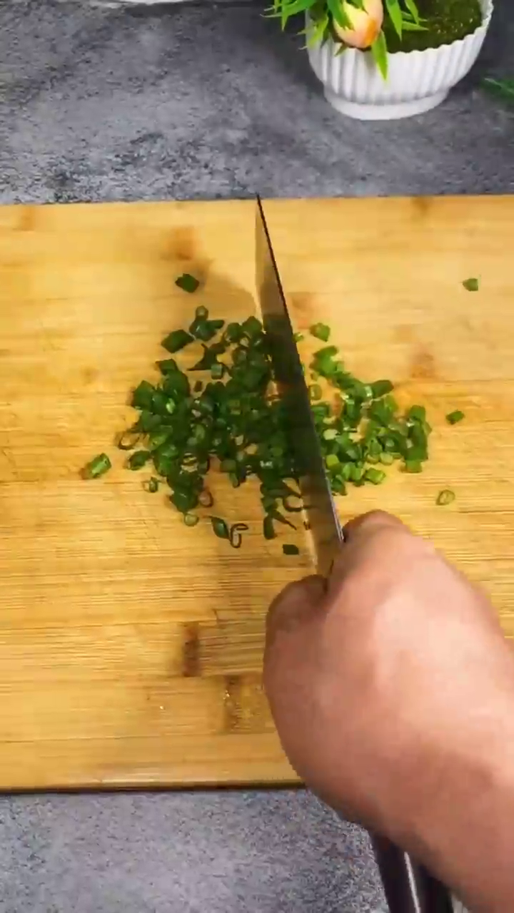 怎样做鸡蛋饼？