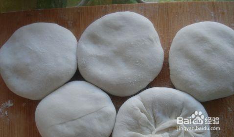 我来教你做出馋嘴的酸菜馅饼