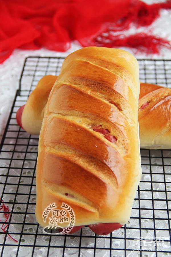 抢眼美味的红曲双色割包（中种）