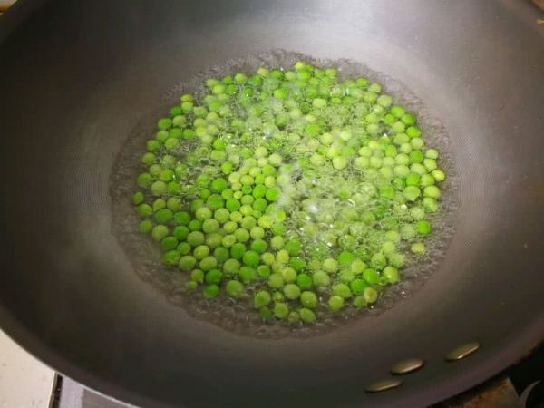 彩椒蒜蓉烤扇贝