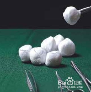 鼻子流血怎么止血，快速有效。