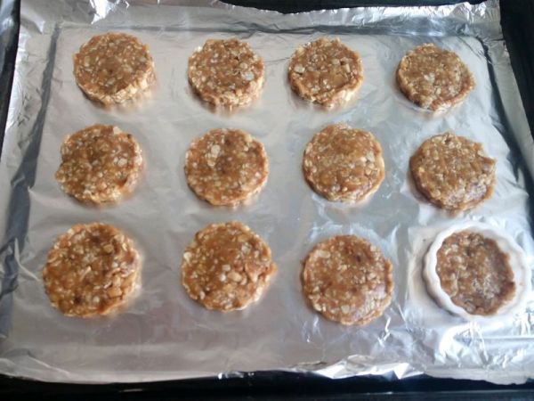 红糖燕麦花生酥饼