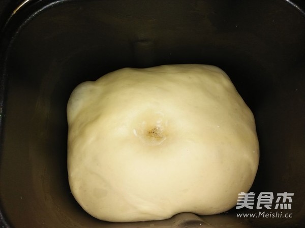 玫瑰花椰蓉面包