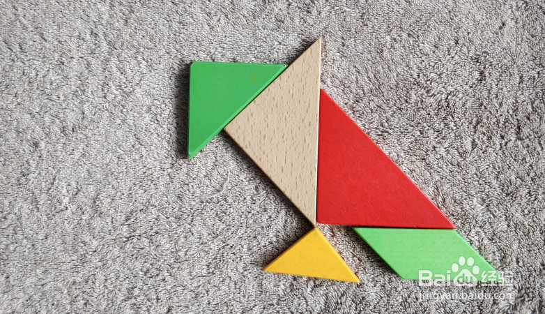 饥饿疲惫的鸟儿用七巧板怎么拼？