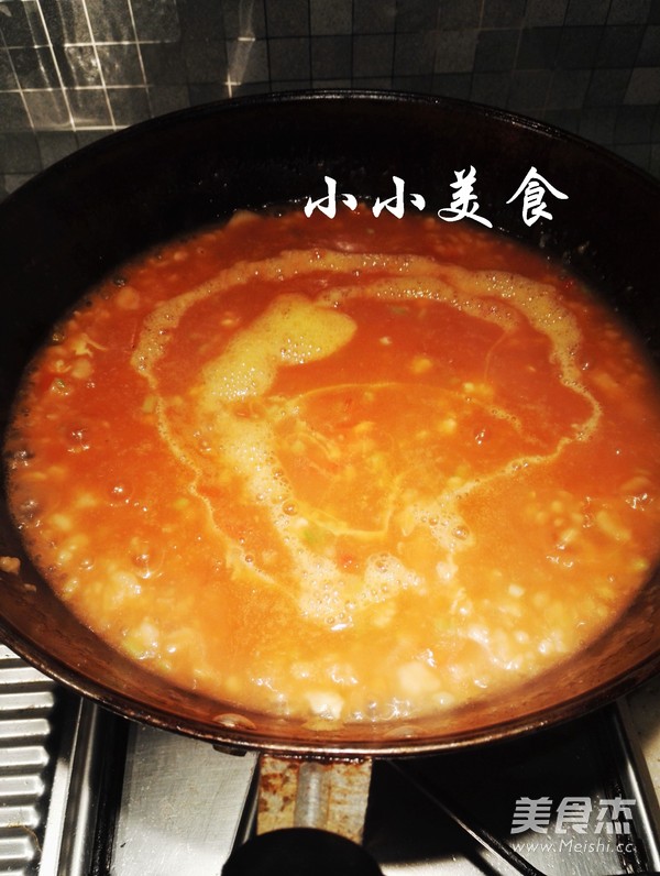 西红柿疙瘩汤的关键是调制小疙瘩