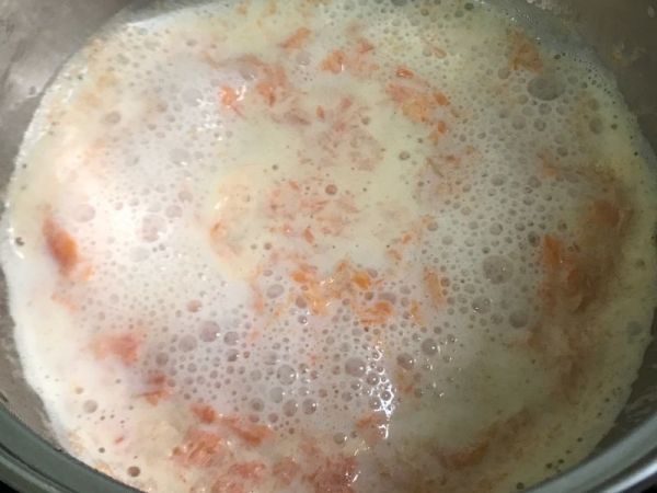 胡萝卜牛奶汤#柏翠辅食节-营养佐餐#