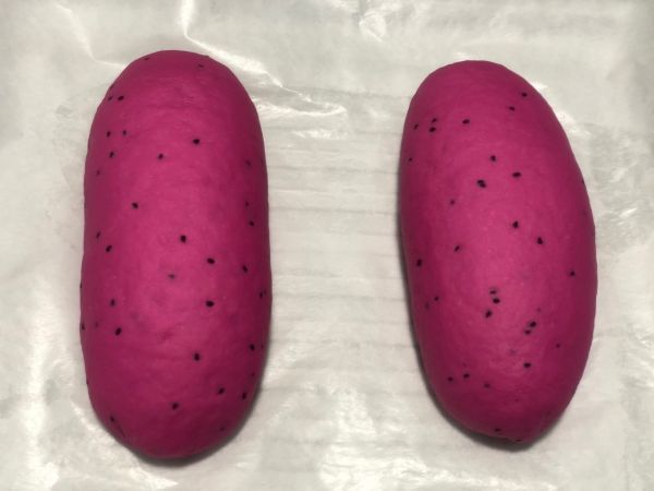 火龙果麻薯软欧包