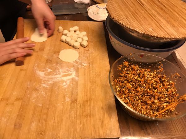 胡萝卜鸡蛋水饺