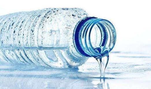 压缩面膜纸可以用矿泉水浸泡吗